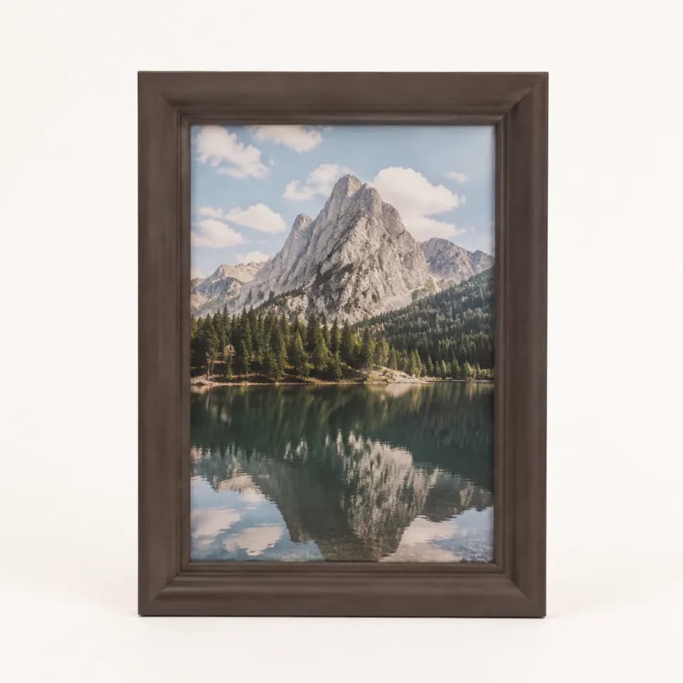 Plastic frame M